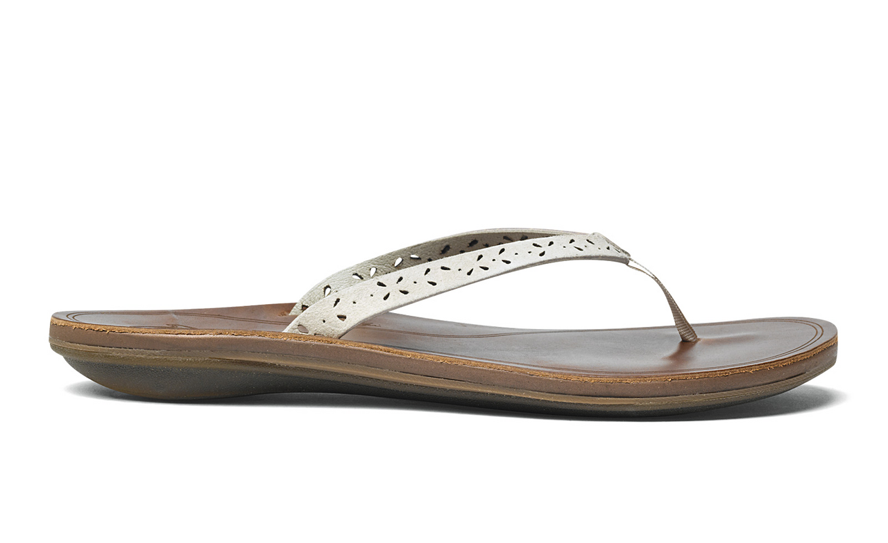 Olukai Puka White Tapa Bean Womens Sandal Womens Footwear 6