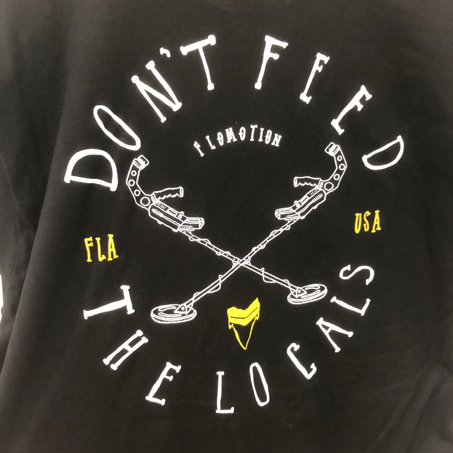 Flomotion Detector SS Black Tee Shirt - Don't Feed The Locals Mens T Shirt