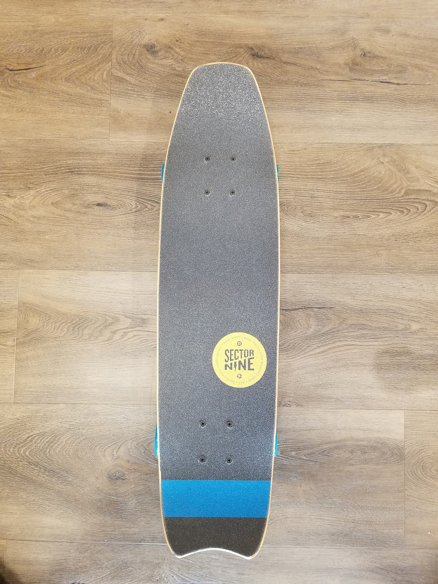 Sector Nine Sharkbite Complete Skateboard Complete Skateboards