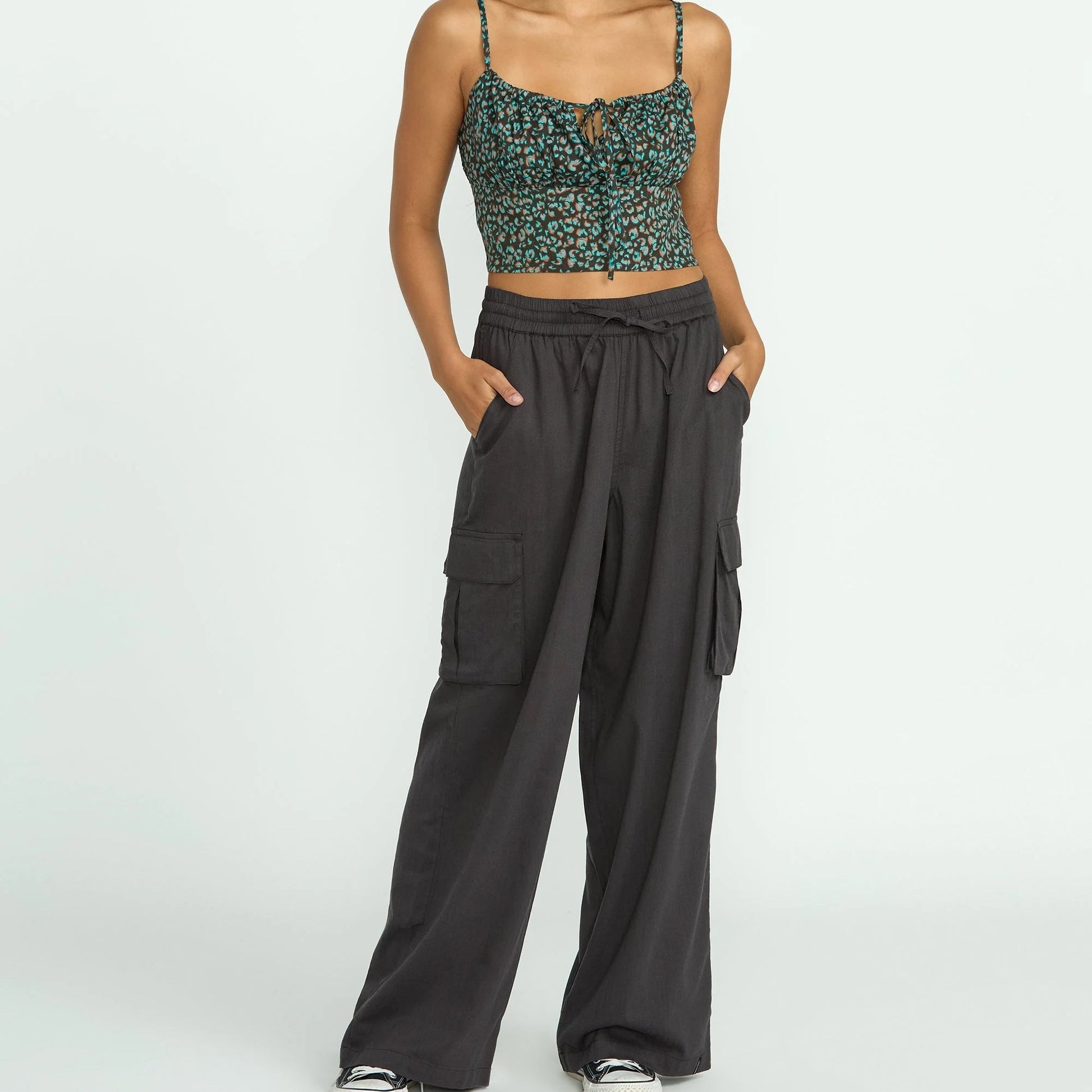 Volcom Women's Lived In Beach Pant Cargo - Black womens pants