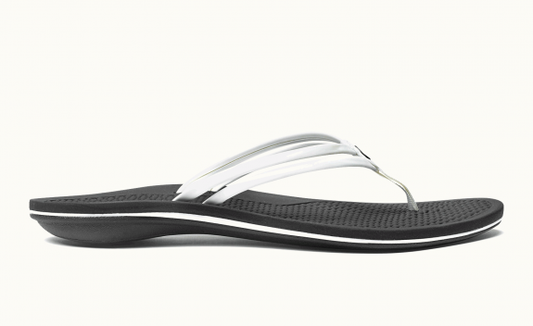 Olukai Unahi Women's White Black Sandal Womens Footwear