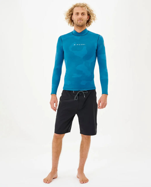 Rip Curl Dawn Patrol Reversable 1.5mm LS Wetsuit Top - Maroon Wetsuit Tops Large Blue Camo Rev